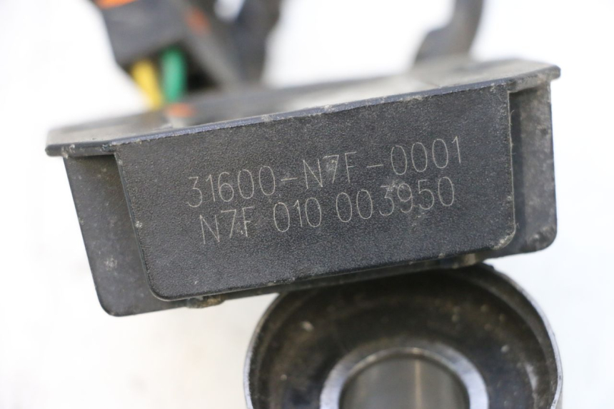 photo de REGULATEUR CHARGE SYM ORBIT III 3 4T 50 (2018 - 2021) - Détail de la pièce