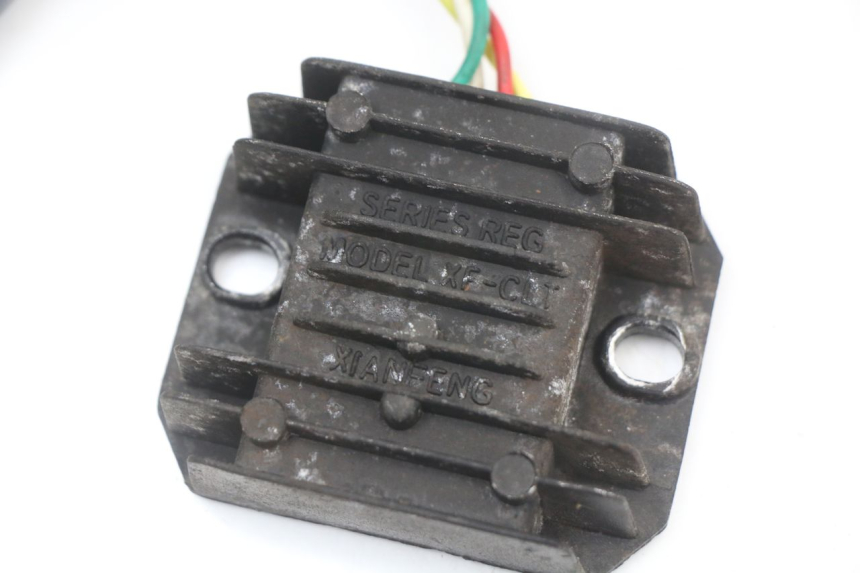 photo de REGULATEUR CHARGE ASTOR ORCAL 125 (2015 - 2017) - Zoom état d’usage