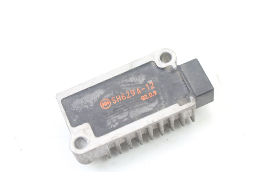 photo de REGULATEUR CHARGE MBK OVETTO 4T 50 (2008 - 2016) - Zoom état d’usage