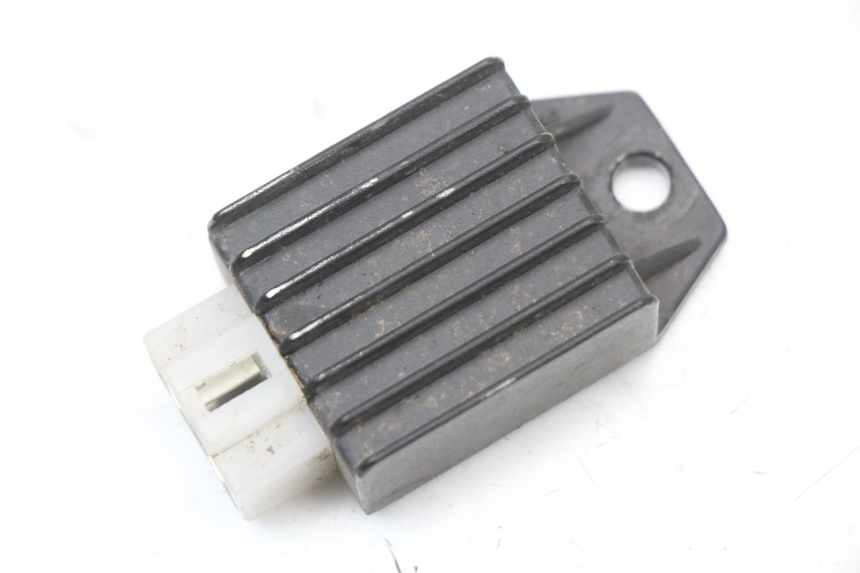 photo de RÉGULATEUR DE CHARGE IMF INDUSTRIE PACH 4T 50 (2009 - 2018) - Détail de la pièce