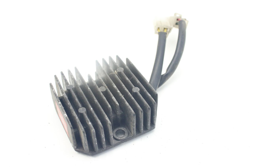 photo de REGULATEUR CHARGE KYMCO PEOPLE 250 (2004 - 2008) - Détail de la pièce