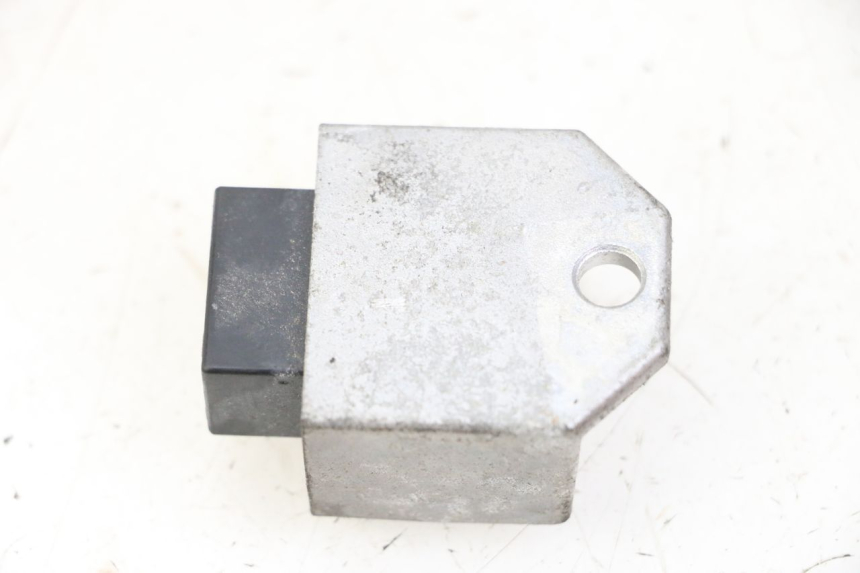 photo de REGULATEUR CHARGE PEUGEOT CITYSTAR 50 (2013 - 2017) - Détail de la pièce