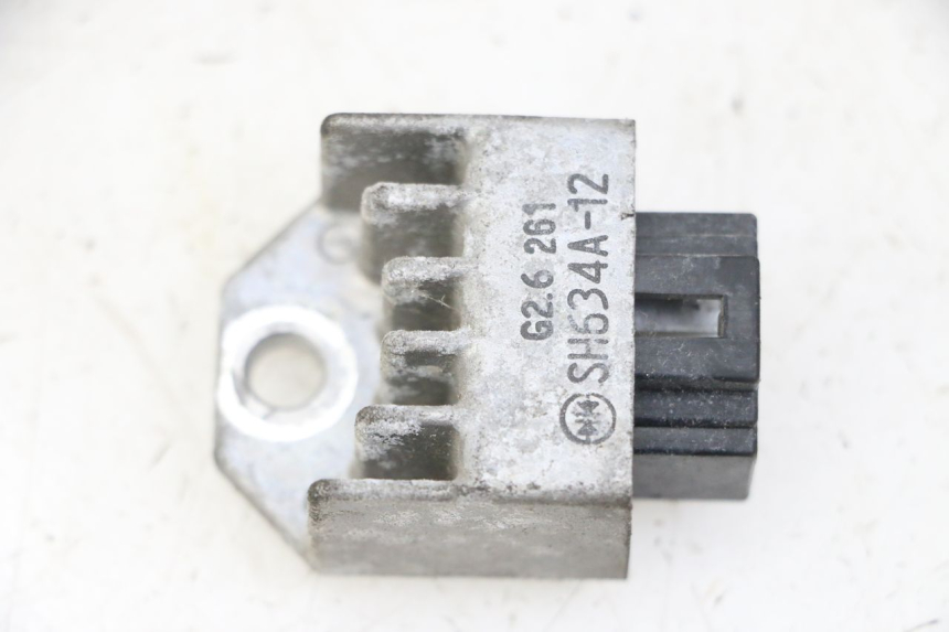 photo de REGULATEUR CHARGE PEUGEOT CITYSTAR 50 (2013 - 2017) - Zoom état d’usage