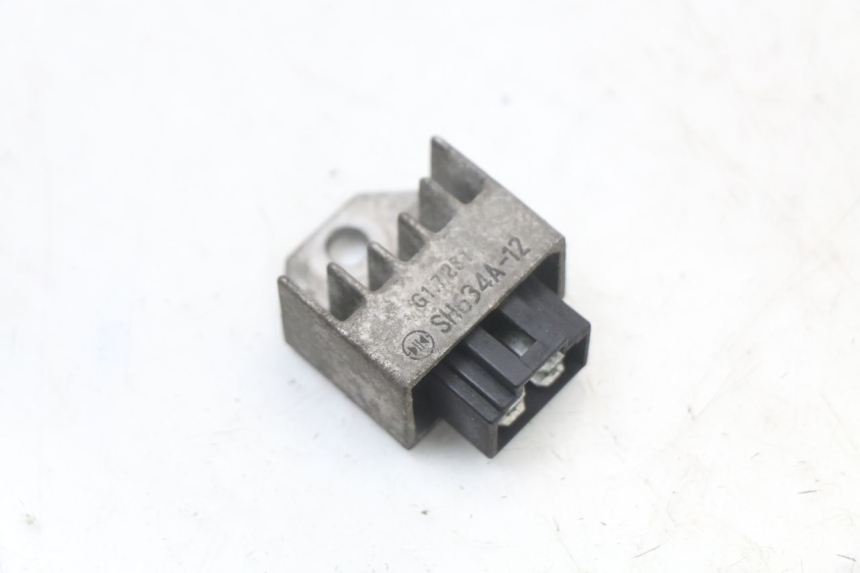 photo de RÉGULATEUR DE CHARGE PEUGEOT ELYSTAR 50 (2002 - 2014) - Vue principale