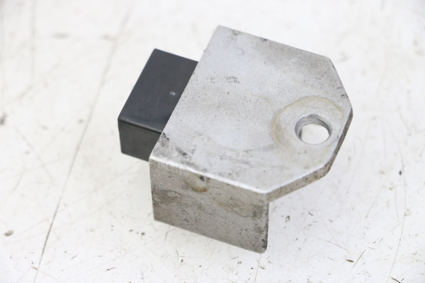 photo de REGULATEUR CHARGE PEUGEOT KISBEE 4T 50 (2010 - 2017) - Détail de la pièce