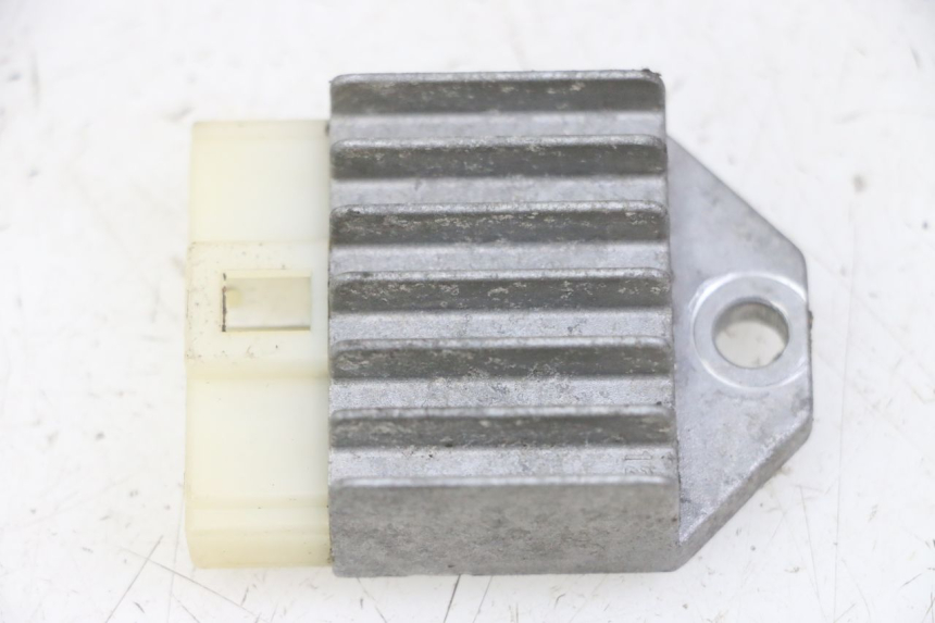 photo de REGULATEUR CHARGE APRILIA RALLY AC 50 (1995 - 2004) - Vue principale