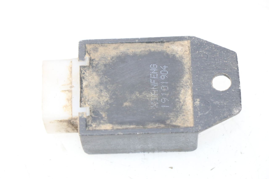 photo de REGULATEUR CHARGE APOLLO RFZ 150 - Zoom état d’usage