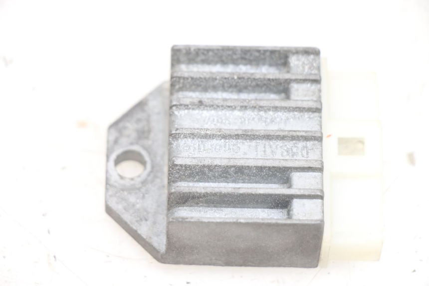 photo de REGULATEUR CHARGE GILERA RK 50 (1996 - 1999) - Vue principale
