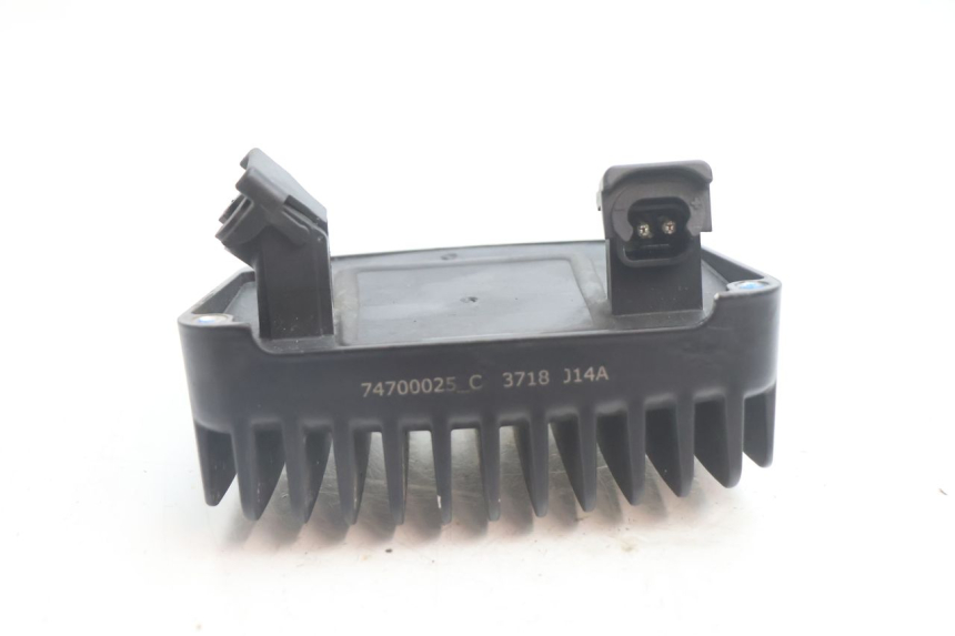 photo de REGULATEUR CHARGE HARLEY DAVIDSON ROAD GLIDE FLTRXSE 1920 (2018 - 2022) - Détail de la pièce