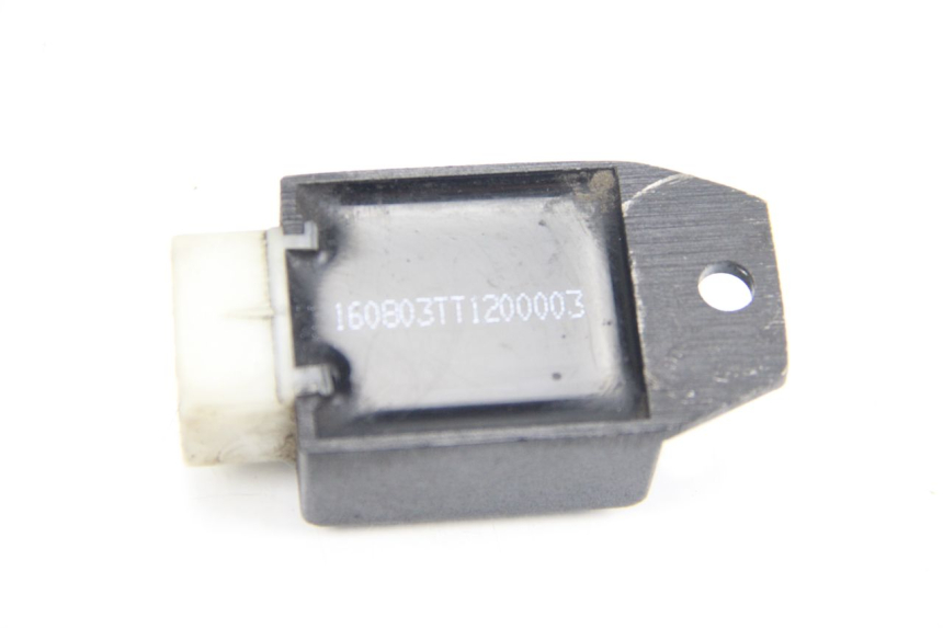 photo de REGULATEUR CHARGE TNT MOTOR ROMA 10' 2T 50 (2011 - 2018) - Zoom état d’usage