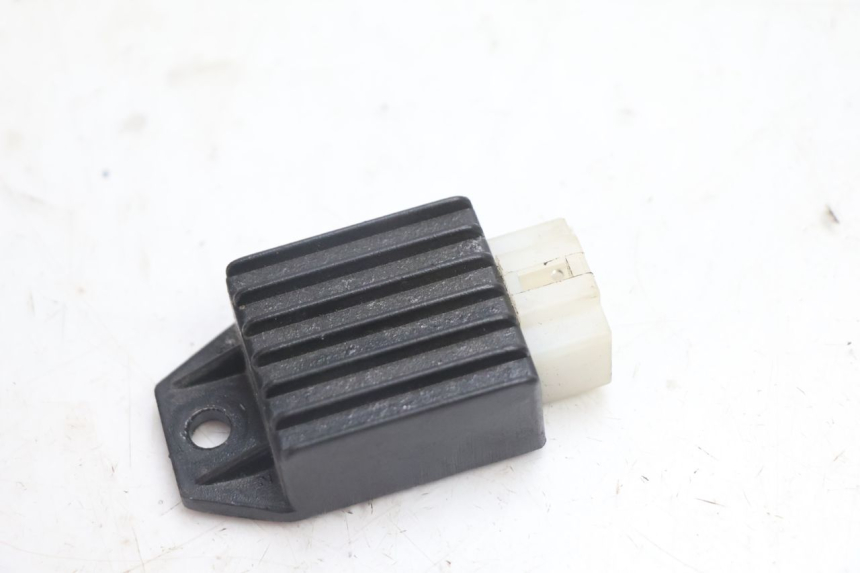 photo de REGULATEUR CHARGE TNT MOTOR ROMA 10' 2T 50 (2011 - 2018) - Détail de la pièce