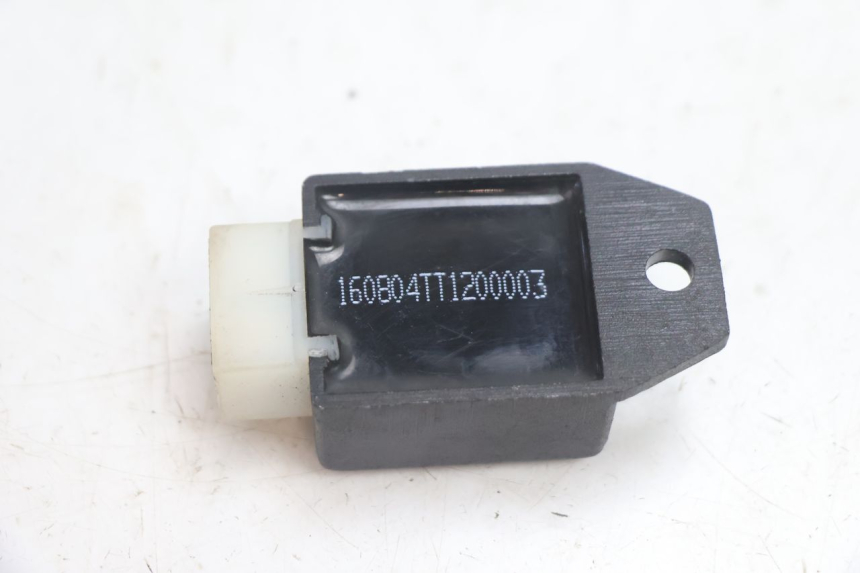 photo de REGULATEUR CHARGE TNT MOTOR ROMA 10' 2T 50 (2011 - 2018) - Autre angle de vue