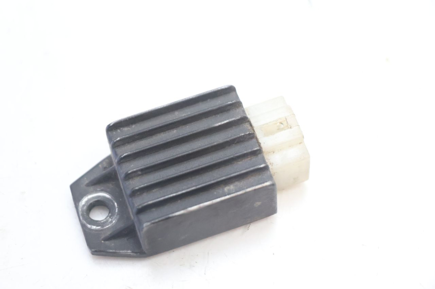 photo de REGULATEUR CHARGE TNT MOTOR ROMA 10' 2T 50 (2011 - 2018) - Détail de la pièce