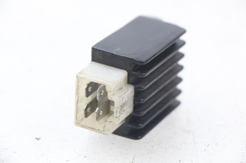 photo de REGULATEUR CHARGE TNT MOTOR ROMA 10' 4T 50 (2007 - 2018) - Détail de la pièce