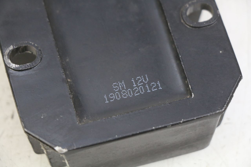 photo de RÉGULATEUR DE CHARGE TNT MOTOR ROMA 10' 4T 50 (2019 - 2022) - Détail de la pièce