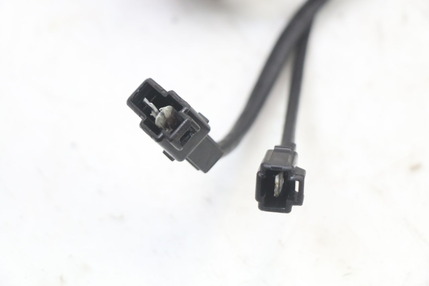 photo de REGULATEUR CHARGE ROYAL ENFIELD SCRAM 411 (2022 - 2024) - Vue d’ensemble