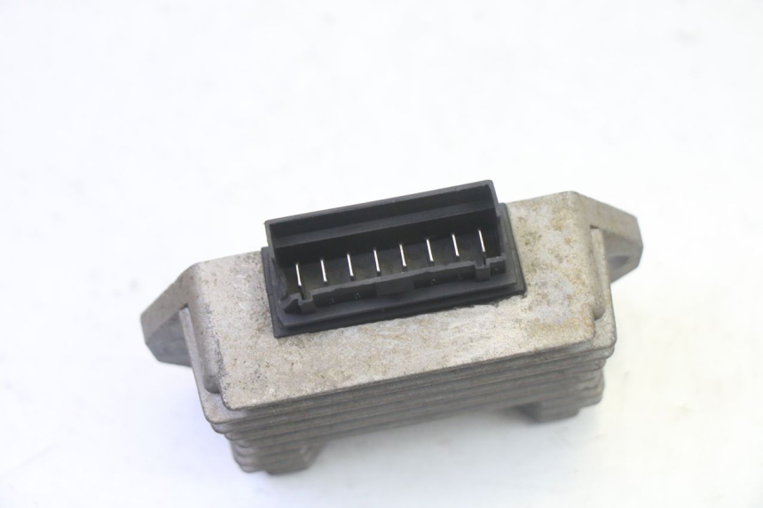 photo de REGULATEUR CHARGE GILERA RUNNER SP 50 (2009 - 2017) - Zoom état d’usage