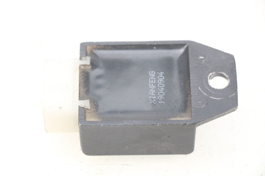 photo de REGULATEUR CHARGE APOLLO RXF 125 - Zoom état d’usage