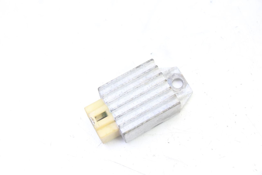 photo de REGULATEUR CHARGE HYTRACK S 150 (2003 - 2011) - Vue principale