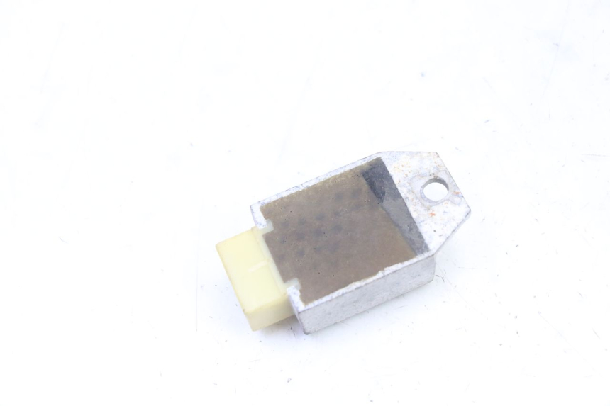 photo de REGULATEUR CHARGE HYTRACK S 150 (2003 - 2011) - Autre angle de vue