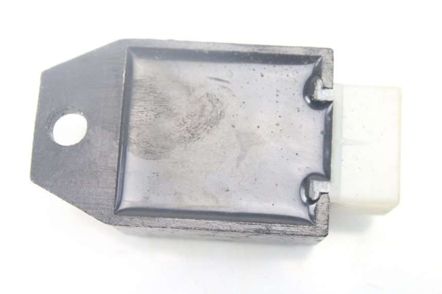 photo de RÉGULATEUR DE CHARGE JM MOTORS SANTANA 50 (2014 - 2023) - Zoom état d’usage