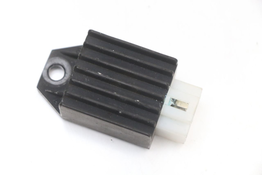 photo de RÉGULATEUR DE CHARGE JM MOTORS SANTANA 50 (2014 - 2023) - Vue principale