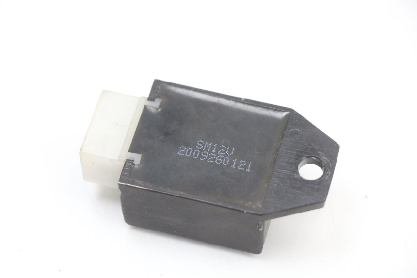 photo de RÉGULATEUR DE CHARGE JM MOTORS SANTANA 50 (2014 - 2023) - Zoom état d’usage