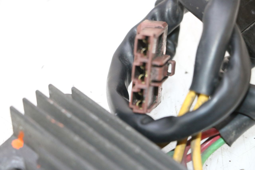 photo de REGULATEUR CHARGE PEUGEOT SATELIS COMPRESSOR K15 125 (2006 - 2009) - Vue d’ensemble