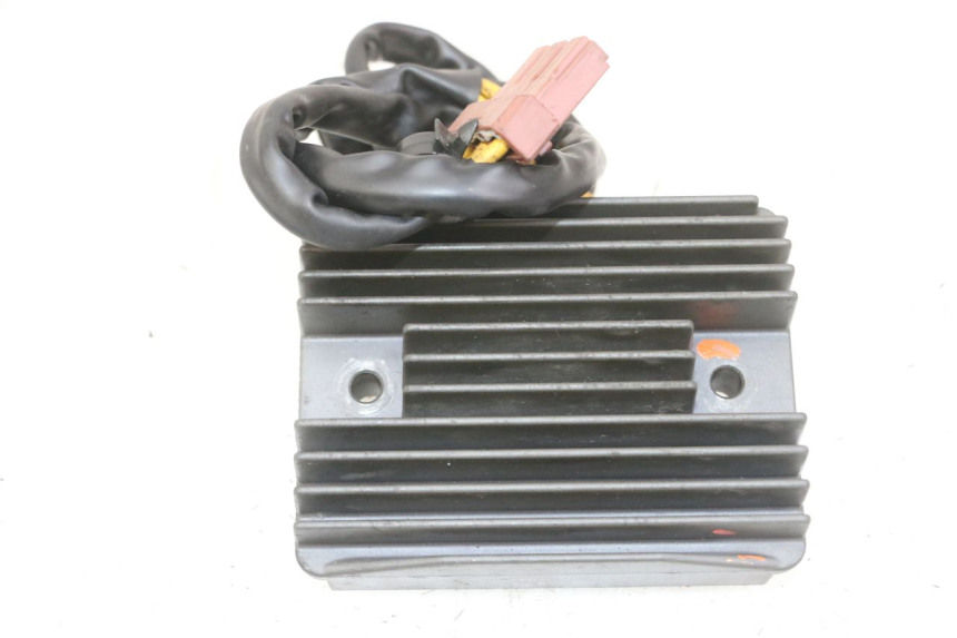 photo de REGULATEUR CHARGE PEUGEOT SATELIS 125 (2013 - 2018) - Vue principale