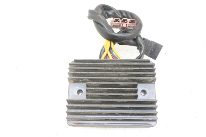 photo de REGULATEUR CHARGE PEUGEOT SATELIS 125 (2013 - 2018) - Zoom état d’usage