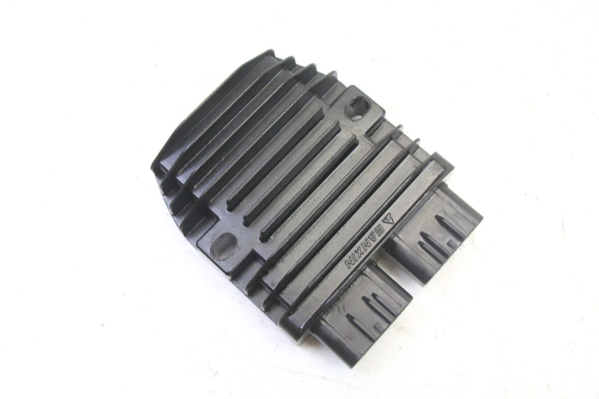 photo de REGULATEUR CHARGE PEUGEOT SATELIS 125 (2013 - 2018) - Vue principale