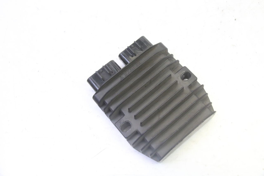 photo de REGULATEUR CHARGE PEUGEOT SATELIS 125 (2013 - 2018) - Vue principale