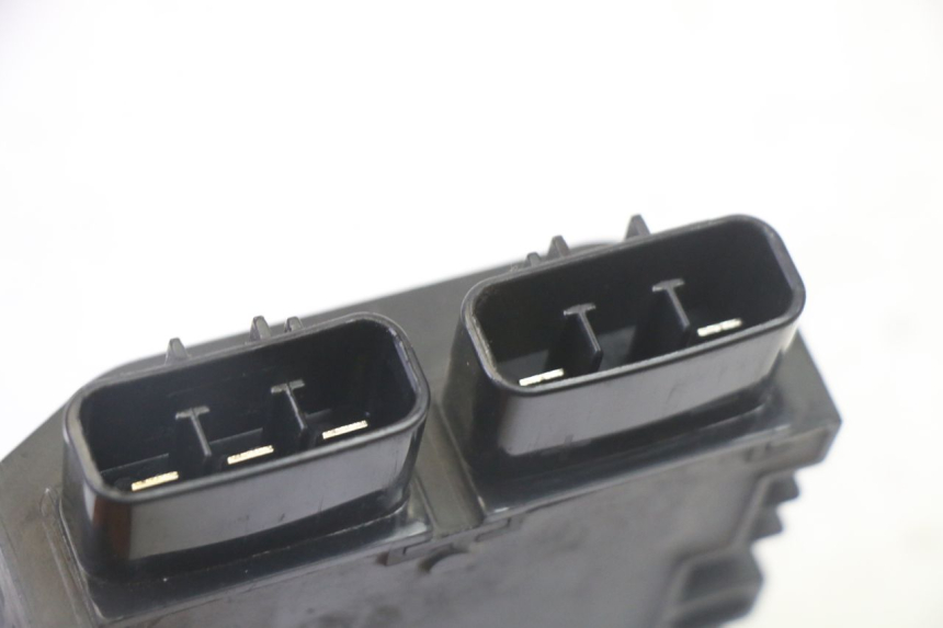 photo de REGULATEUR CHARGE PEUGEOT SATELIS 125 (2013 - 2018) - Zoom état d’usage