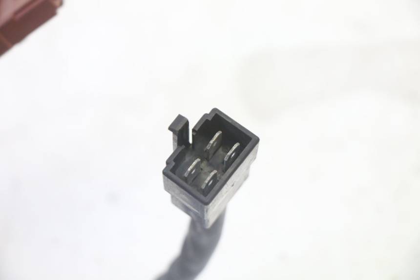 photo de REGULATEUR CHARGE PEUGEOT SATELIS 125 (2010 - 2012) - Zoom état d’usage