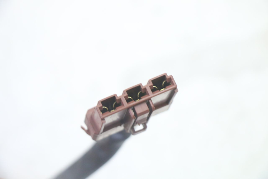 photo de REGULATEUR CHARGE PEUGEOT SATELIS 125 (2010 - 2012) - Autre angle de vue