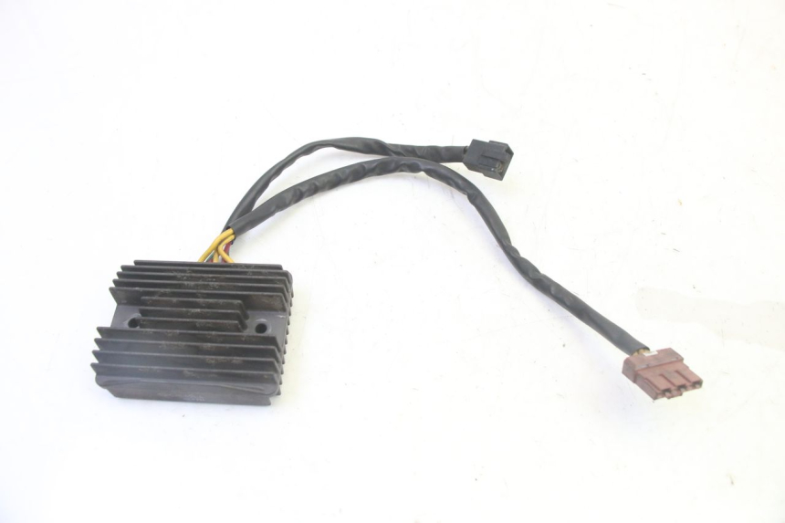 photo de REGULATEUR CHARGE PEUGEOT SATELIS 125 (2013 - 2018) - Vue principale