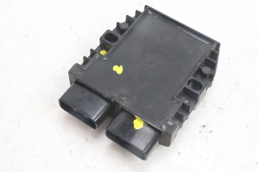 photo de REGULATEUR CHARGE PEUGEOT SATELIS 125 (2013 - 2018) - Autre angle de vue