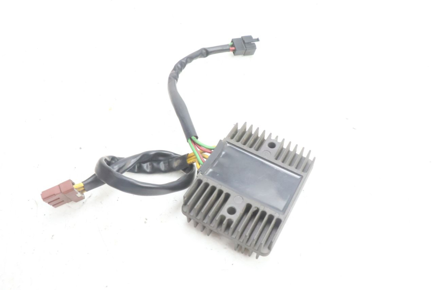 photo de REGULATEUR CHARGE PEUGEOT SATELIS 125 (2006 - 2009) - Autre angle de vue