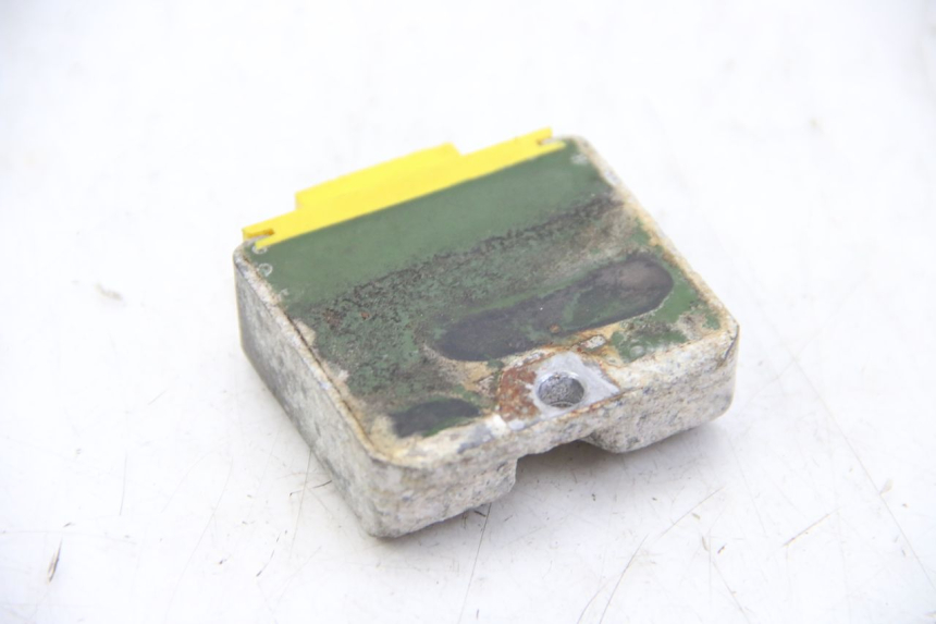 photo de REGULATEUR CHARGE APRILIA SCARABEO 4T 50 (2009 - 2017) - Autre angle de vue