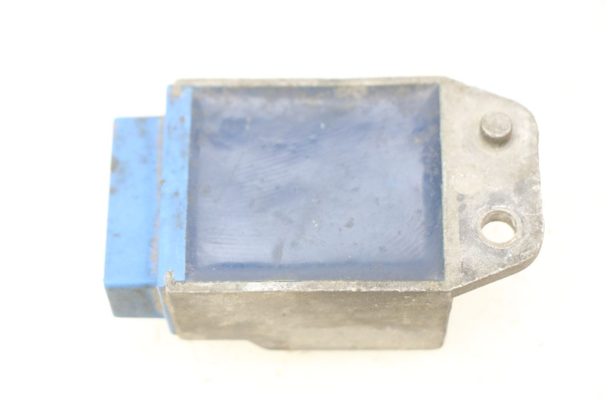 photo de REGULATEUR CHARGE DERBI SENDA 50 (2003 - 2005) - Zoom état d’usage