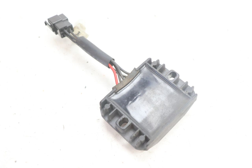 photo de REGULATEUR CHARGE MASH SEVENTY FIVE 125 (2013 - 2021) - Zoom état d’usage