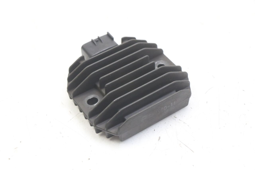 photo de REGULATEUR CHARGE MBK SKYCRUISER 125 (2006 - 2009) - Vue principale