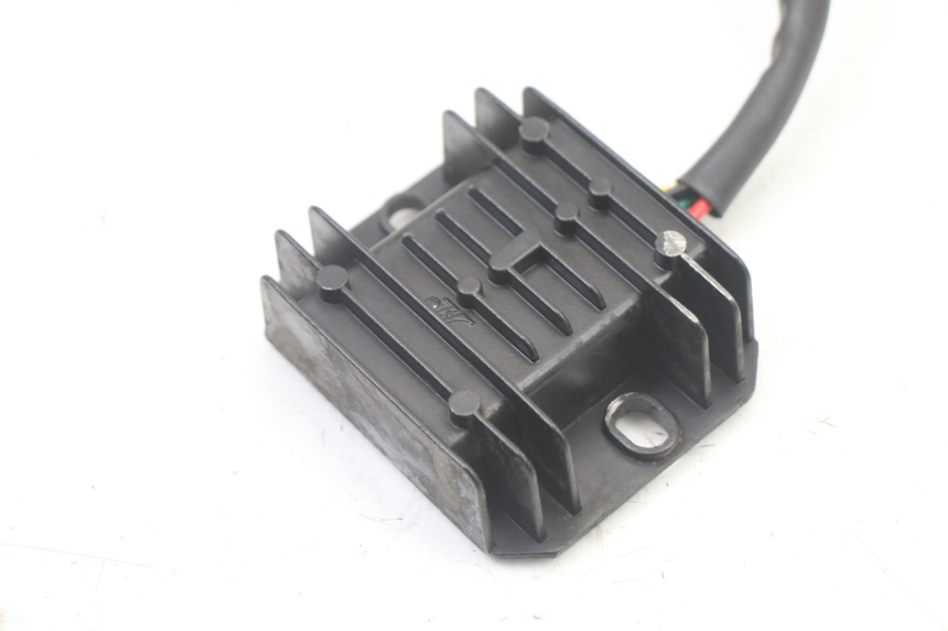 photo de REGULATEUR CHARGE SMALL MX THUNDER 250 - Détail de la pièce