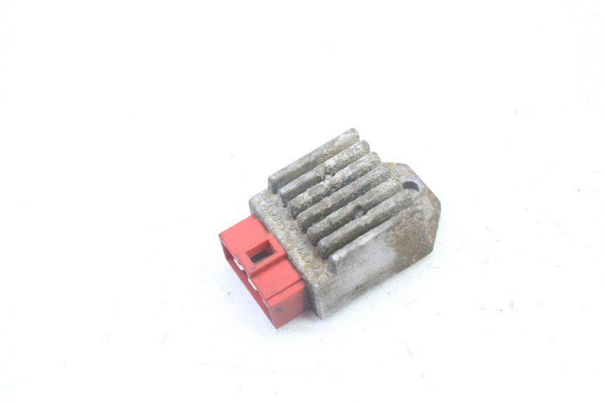 photo de REGULATEUR CHARGE GILERA SMT SUPERMOTARD 50 (2009 - 2017) - Zoom état d’usage