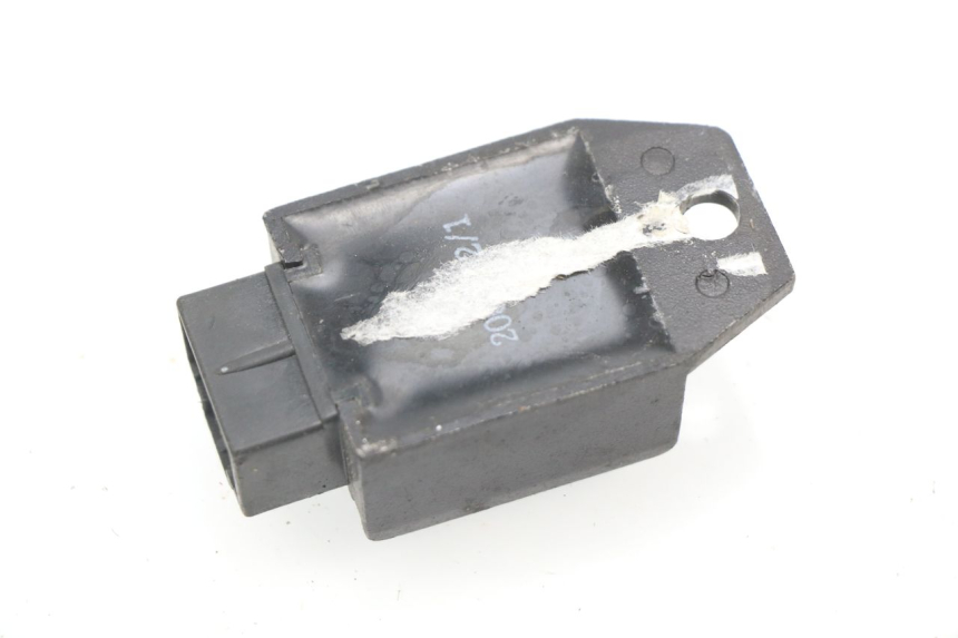 photo de REGULATEUR CHARGE JONWAY SOLANA 50 (2007 - 2016) - Zoom état d’usage