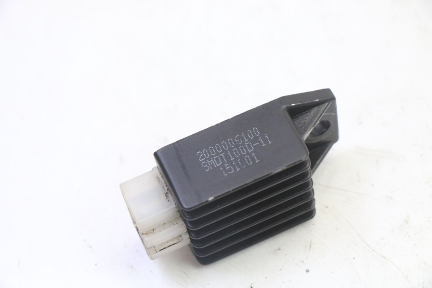 photo de REGULATEUR CHARGE PEUGEOT SPEEDAKE 50 (1995 - 1997) - Zoom état d’usage