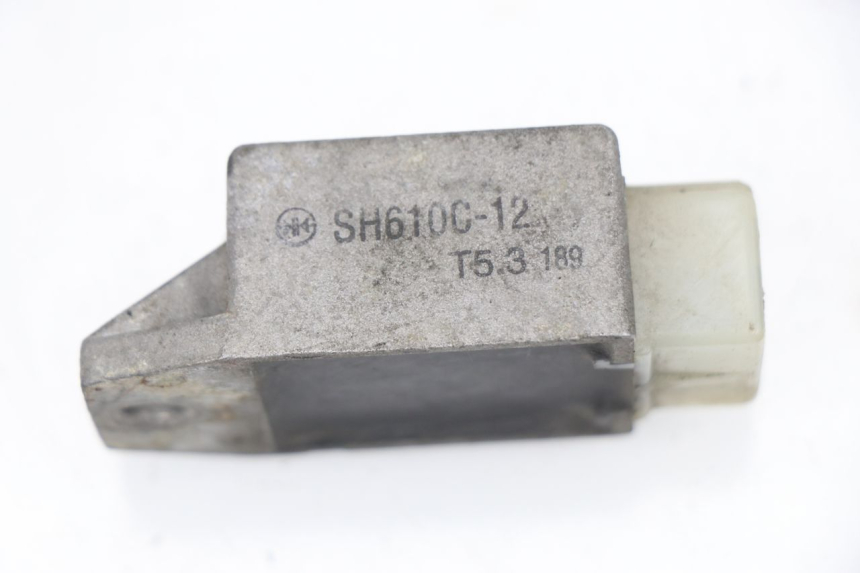 photo de REGULATEUR CHARGE PEUGEOT SPEEDFIGHT 2 AC 50 (2000 - 2009) - Zoom état d’usage