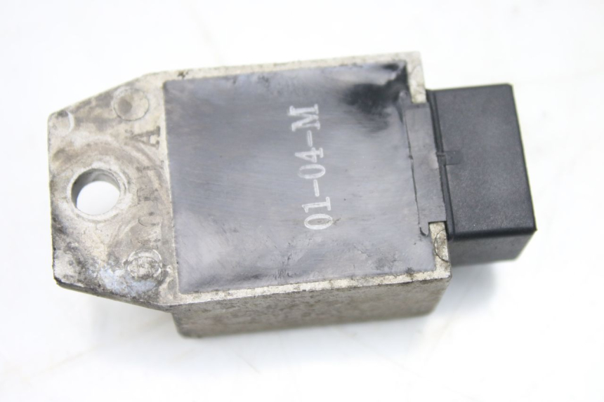 photo de REGULATEUR CHARGE PEUGEOT SPEEDFIGHT LC 50 (1996 - 2002) - Zoom état d’usage