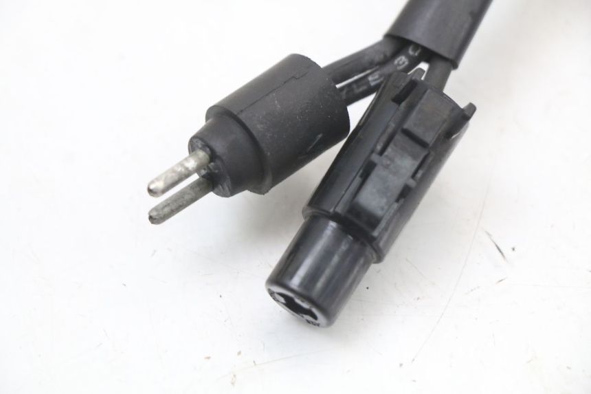 photo de REGULATEUR CHARGE HARLEY DAVIDSON SPORTSTER XL CUSTOM 1200 (2003 - 2004) - Autre angle de vue