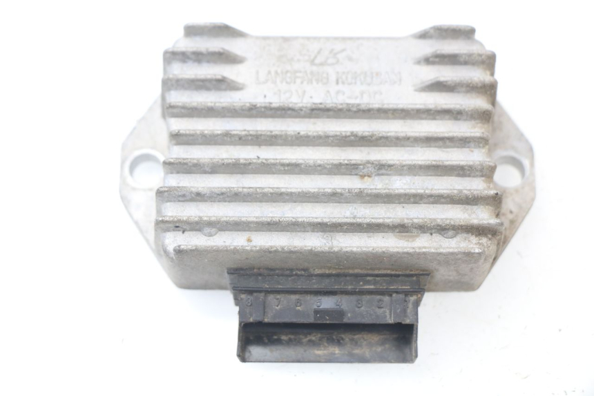 photo de REGULATEUR CHARGE APRILIA SR 2T 50 (2012 - 2017) - Vue principale